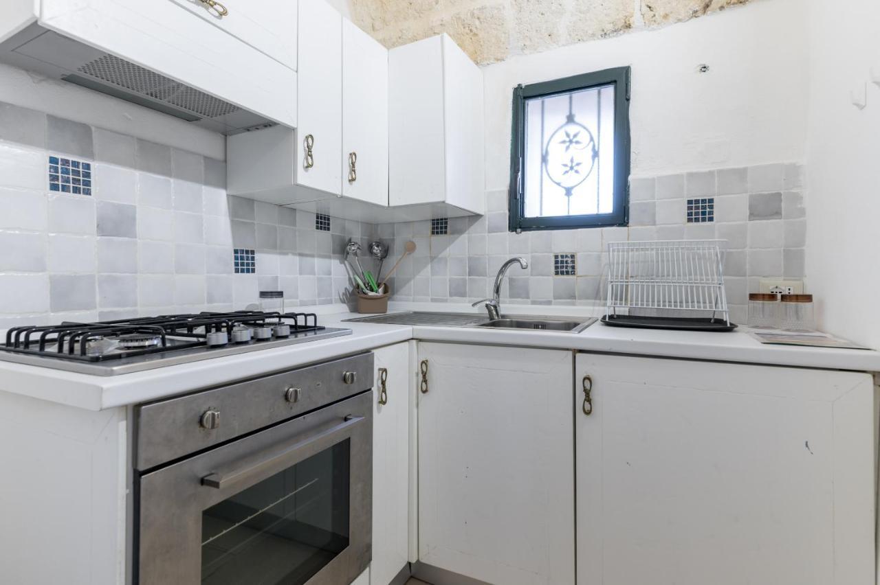 The Goodies Of Historic Center Ostuni Bagian luar foto