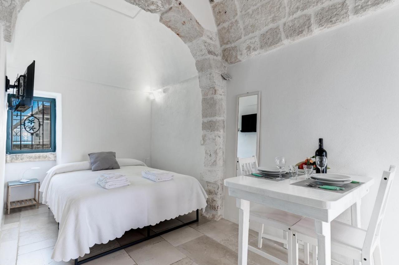 The Goodies Of Historic Center Ostuni Bagian luar foto