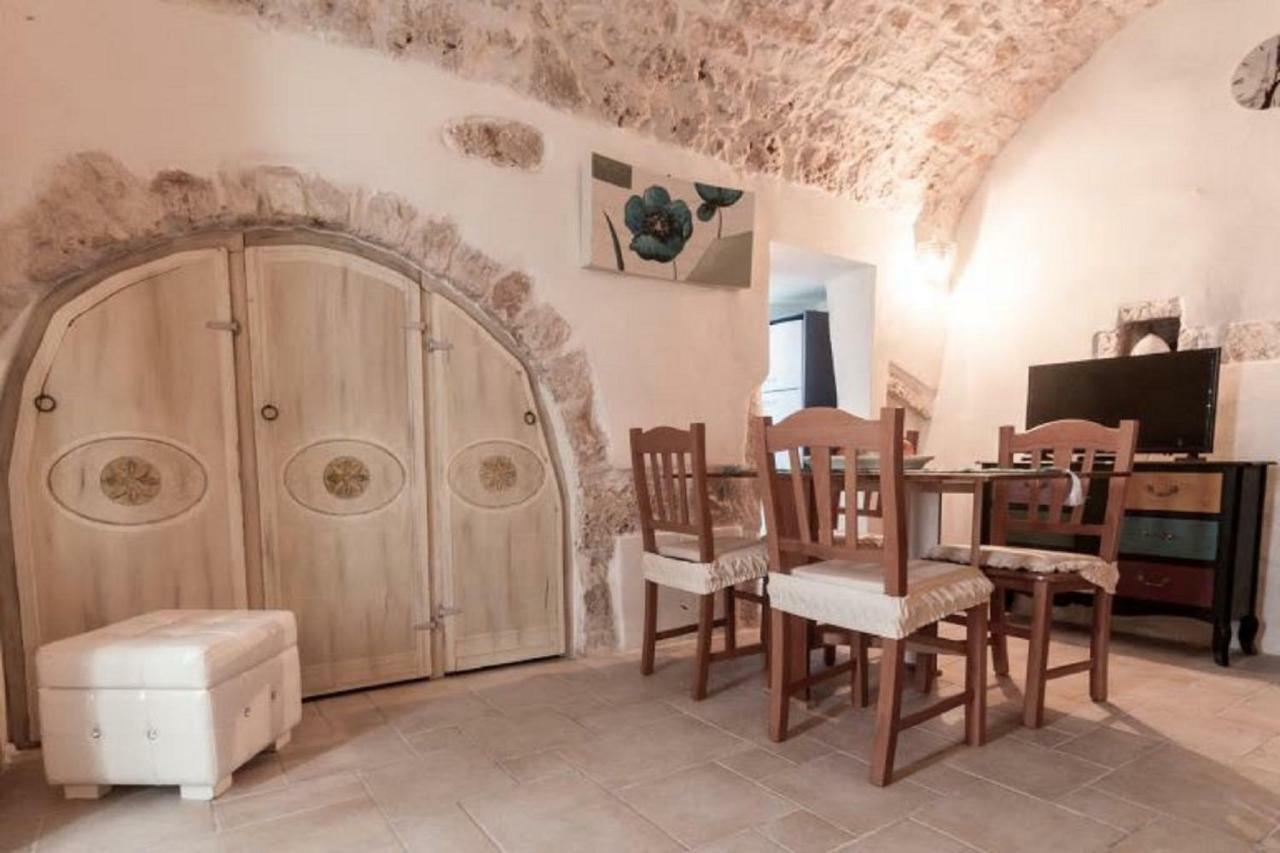 The Goodies Of Historic Center Ostuni Bagian luar foto