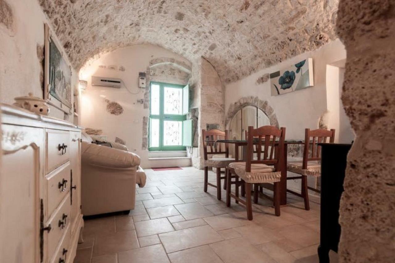 The Goodies Of Historic Center Ostuni Bagian luar foto